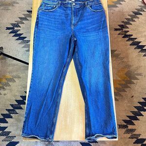 Abercrombie The 90s Straight Ultra High Rise Curve Love